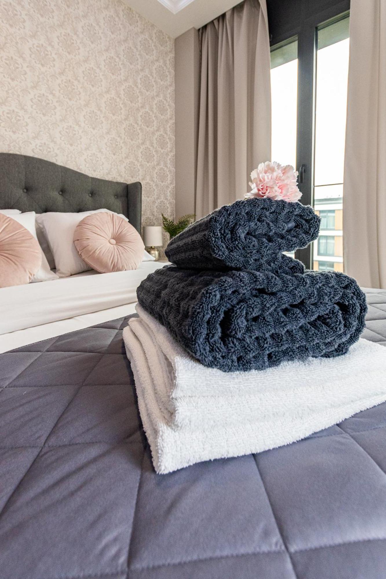 Apartament Active Gold Lublin Exteriör bild
